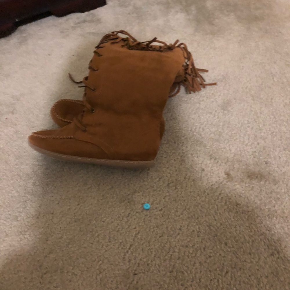 Altard state boots
